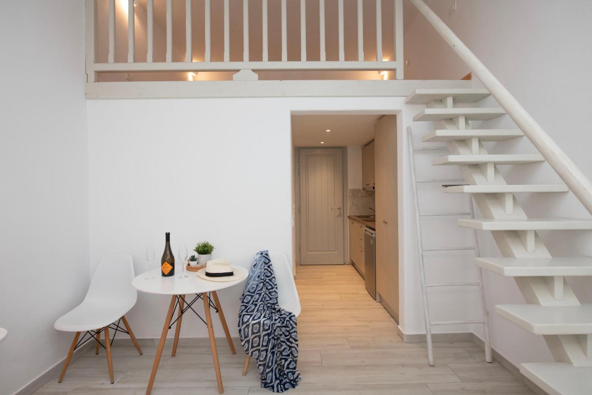 Sol Mykonos Studios Plintri Экстерьер фото